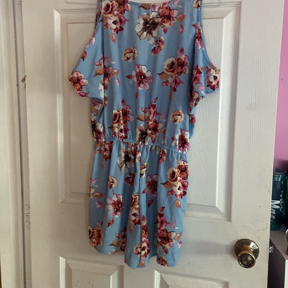 Romper - Picture 2 of 2